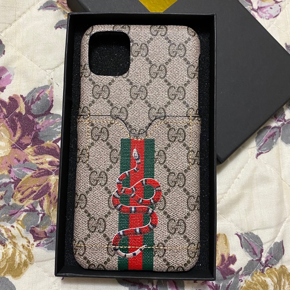 GUCCI Snake with Card Pocket phone case